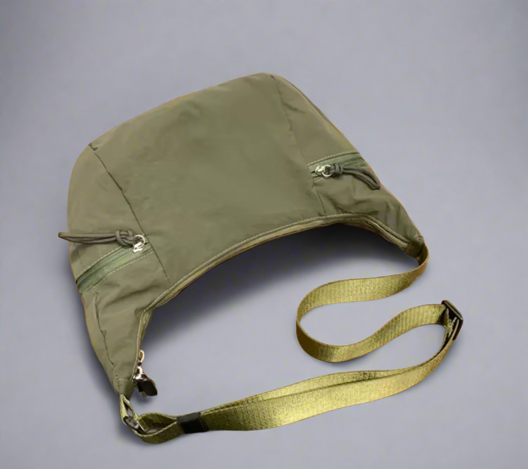 Casual Crossbody Bag by Bennu