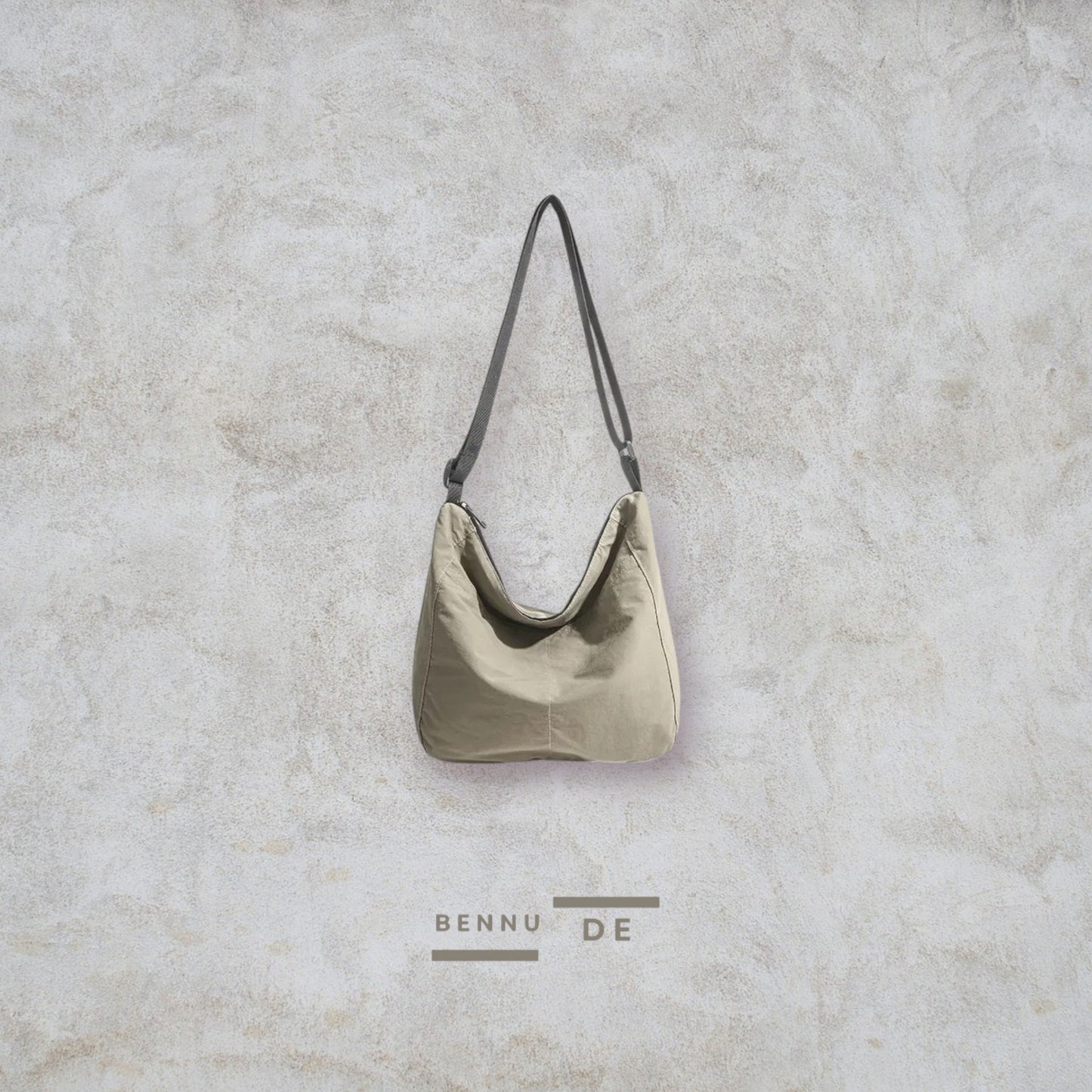 Lightweight Canvas Bag by Bennu
