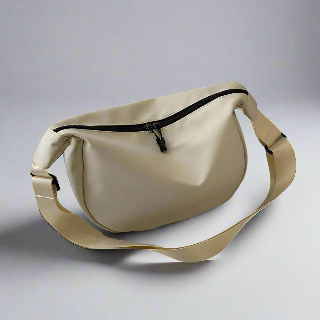 Classic crossbody bag by Bennu