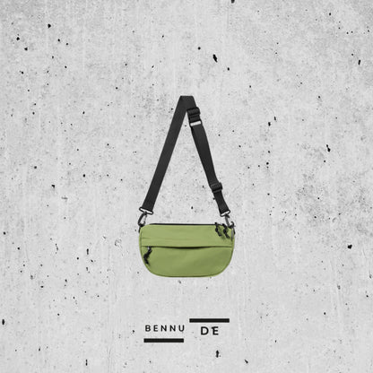 Casual and versatile shoulder bag by Bennu