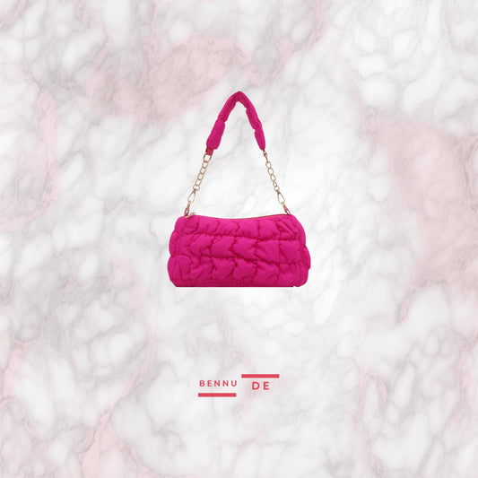 Elegante bolso bandolera acolchado de Bennu